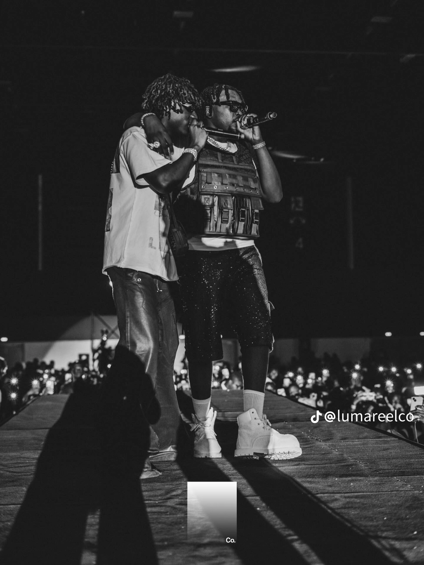 Duo en scène — concert de Dopelym à Abidjan